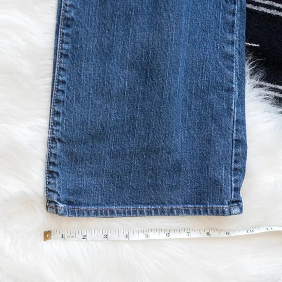 Eddie Bauer Womens Jeans Sz 14S Medium Blue Denim Wide Straight Leg Cropped - Picture 8 of 8